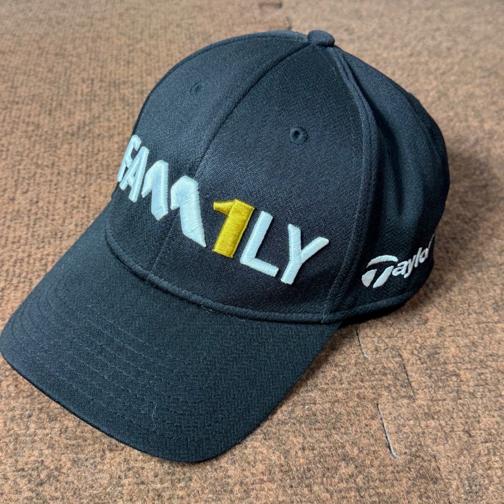 TaylorMade Mens Black FAM1LY M2 19 Golf Hat Adjustable Strapback Baseball Cap